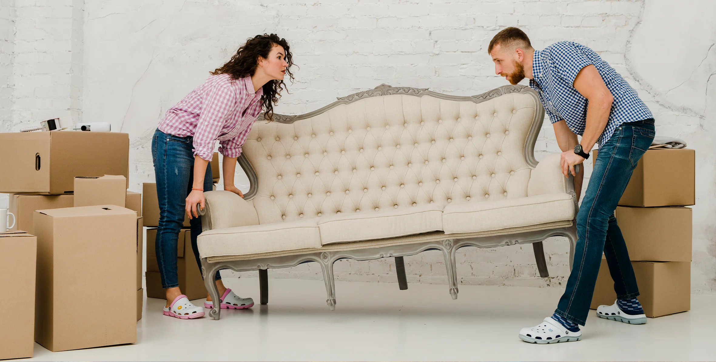 How to Handle Different Weather Challenges When Moving